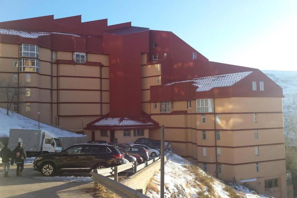 Apartamento T28 Edif Europa Y Parking Gratuito Sierra Nevada Bagian luar foto