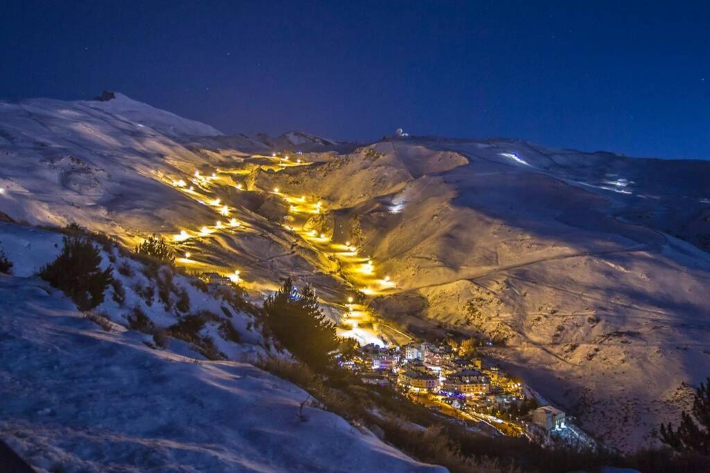 Apartamento T28 Edif Europa Y Parking Gratuito Sierra Nevada Bagian luar foto